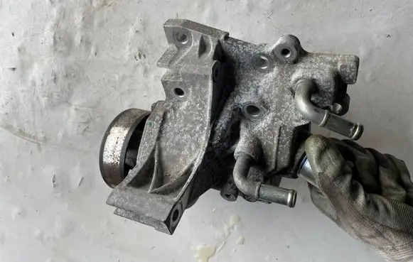Renault Kadjar Water pump