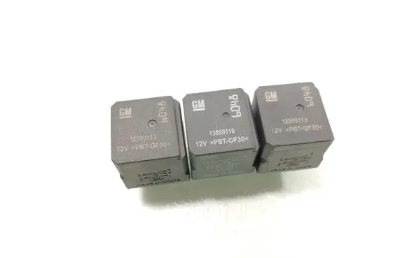 Opel Insignia A Other relay 13500119