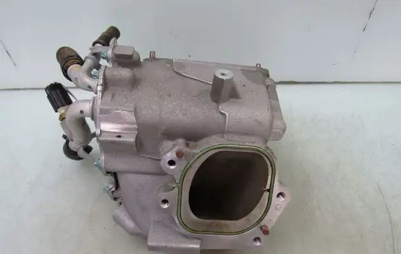 Mazda CX-30 Fuel cooler (radiator) HF0113565C