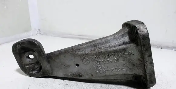 BMW X5 E53 Engine mounting bracket 22111097002 13590301