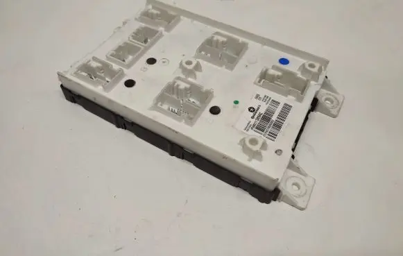Dodge Charger BSM Control unit 68277389AC YH276500262
