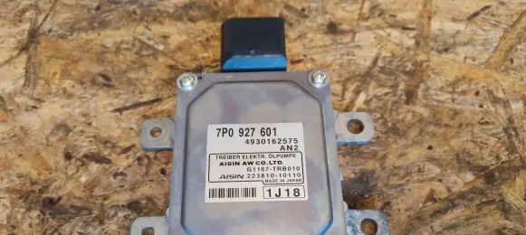 Volkswagen Touareg II Suspension control unit/module 7P0927601 4930162575 G1167TRB010