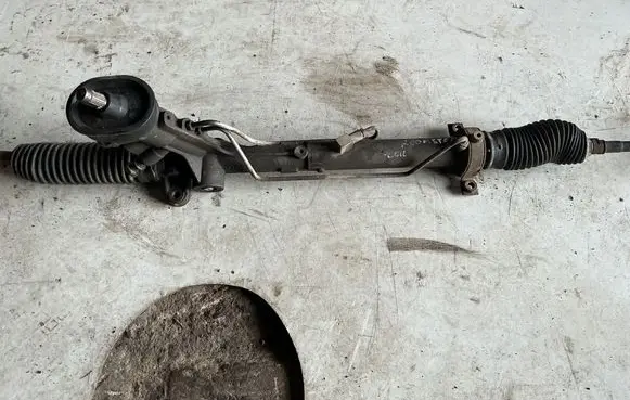 Skoda Roomster (5J) Steering rack 