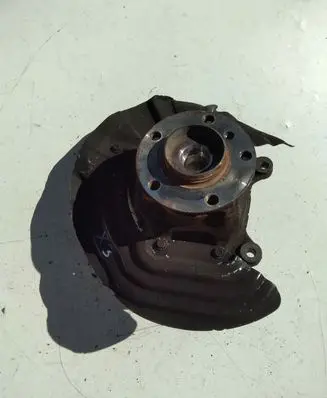 BMW X3 F25 Front wheel hub 685596401