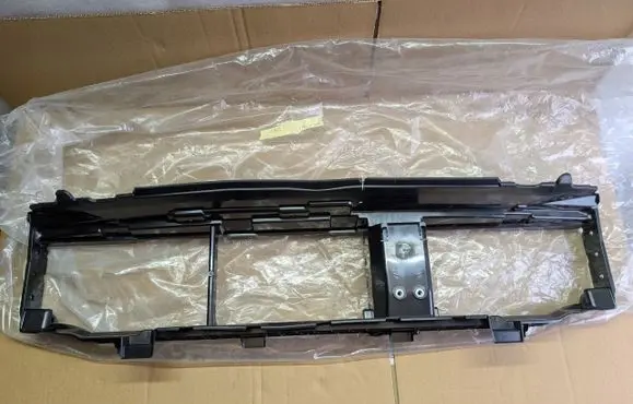 BMW 4 G22 G23 G24 G26 Intercooler air channel guide 9498818OEOEM