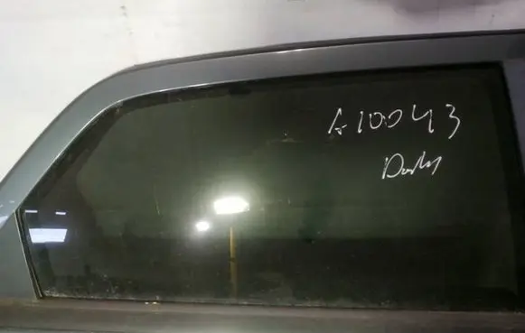 Dodge Magnum Rear door window glass