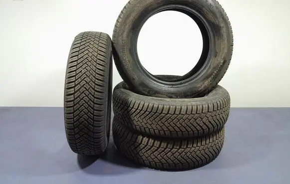 Skoda Fabia Mk1 (6Y) R17 C winter tire 4019238791624