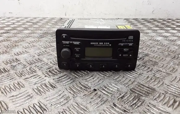Ford Focus Radio/CD/DVD/GPS head unit E1110R020025