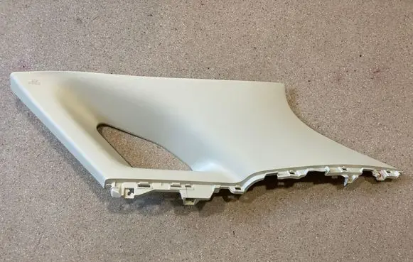 Lexus RX 450H (D)pillar trim (top) 62470481301