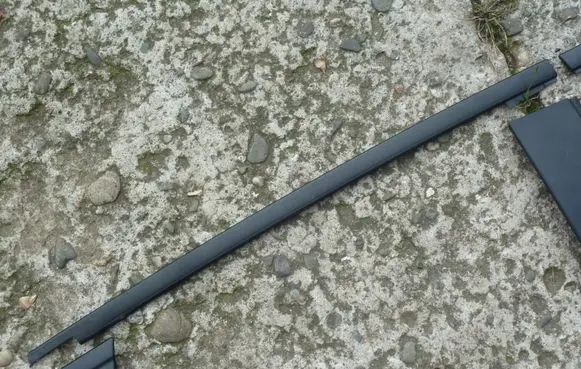 Mazda CX-5 Rear door windshield rail 