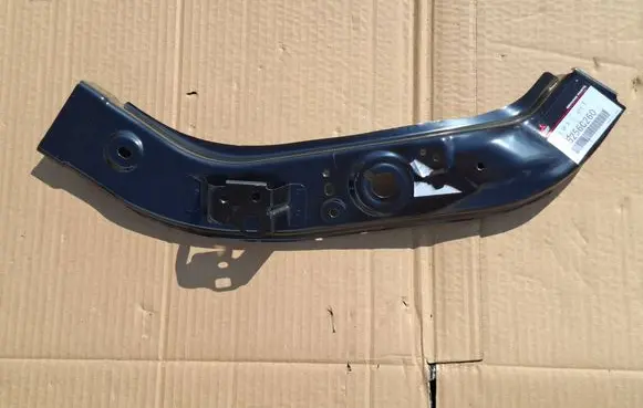 Mitsubishi Outlander Headlight/headlamp mounting bracket 5256C260