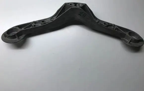 BMW Z4 E85 E86 Rear differential/diff mount bracket 6758163 33326758163