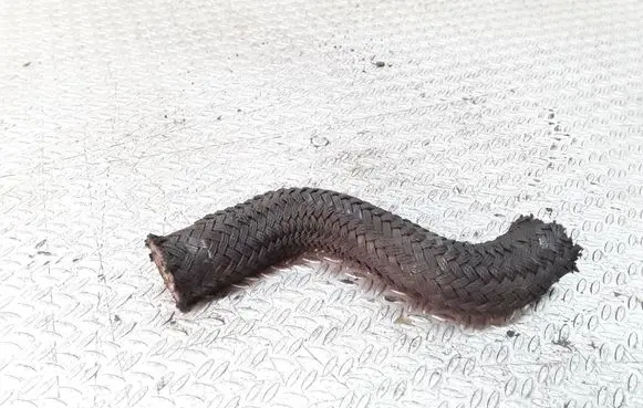 KIA Sorento Engine coolant pipe/hose