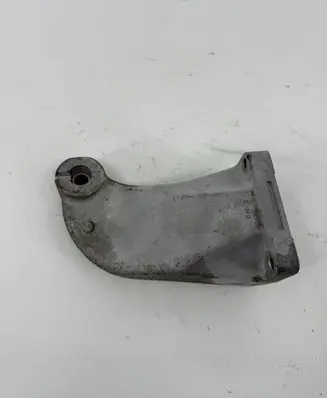 SsangYong Rexton Engine mounting bracket R6712231604