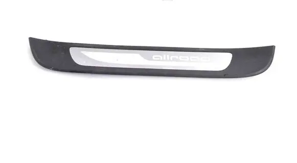 Rear sill trim cover