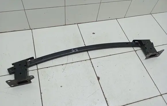 Opel Astra L Front bumper cross member A00A0U01