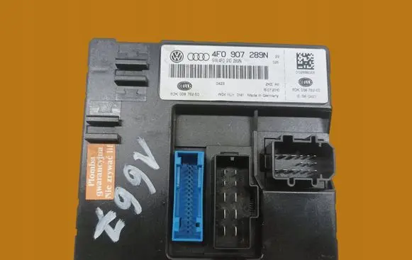 Audi A6 S6 C6 4F Central body control module 4F0907289N