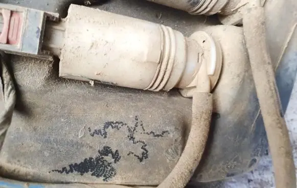Chrysler Voyager Windscreen/windshield washer pump