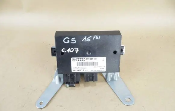 Volkswagen Golf V Tow bar trailer control unit/module 8P0907383 58299507A