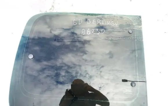 Citroen Berlingo Rear side window