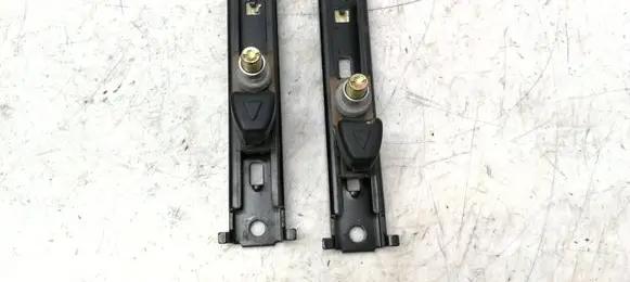 Alfa Romeo GT Seat belt adjustment rail 