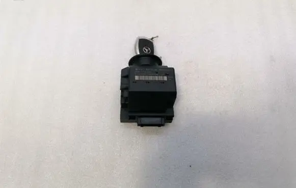 Mercedes-Benz CLS C219 Ignition lock A2115452308