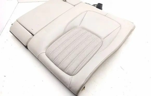 Jaguar F-Pace Rear seat 
