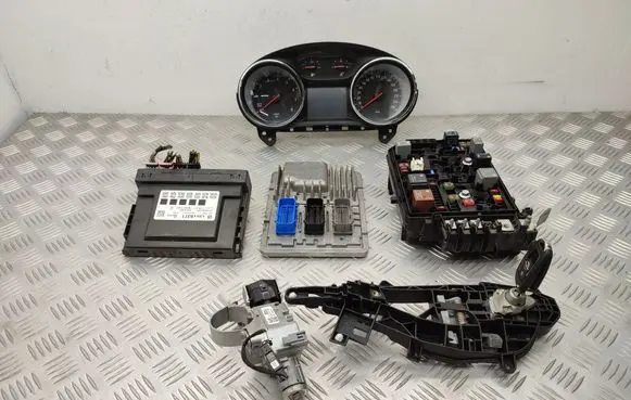 Opel Astra K Engine ECU kit and lock set 13518371 12683660 39102852
