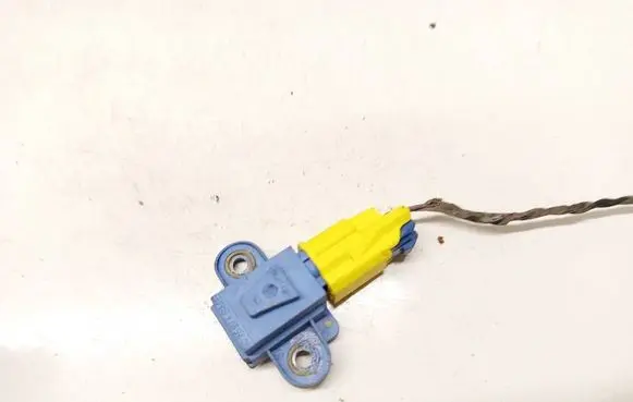 Volkswagen PASSAT B6 Airbag deployment crash/impact sensor 1K0955557A