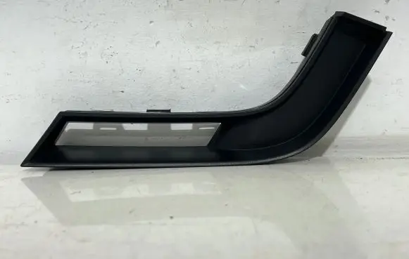 Audi A3 S3 8V Front bumper lower grill 8V3807824