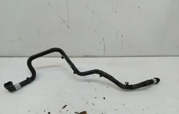 Tesla Model 3 Engine coolant pipe/hose 1530116-00-a