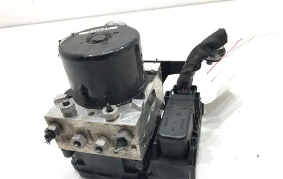 Volvo V60 ABS Pump P31423348