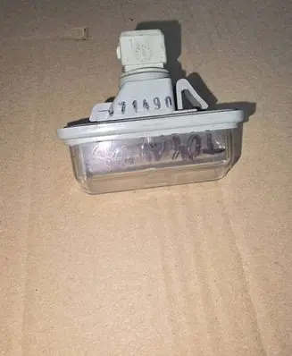 Toyota Avensis T250 Number plate light 236387