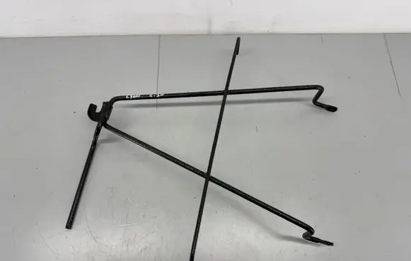 Mitsubishi L300 Spare wheel mounting bracket 