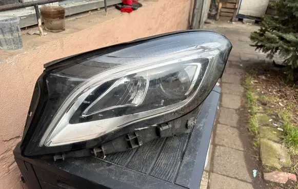 Mercedes-Benz GLA W156 X156 Headlight/headlamp A1569067100 LE15C6360 ZGS0005