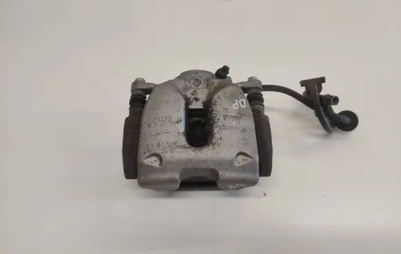 BMW 5 G30 G31 Front brake caliper 53390A