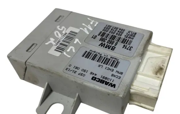 BMW 5 F10 F11 Air suspension control unit module (rear) 6860386 37146860386