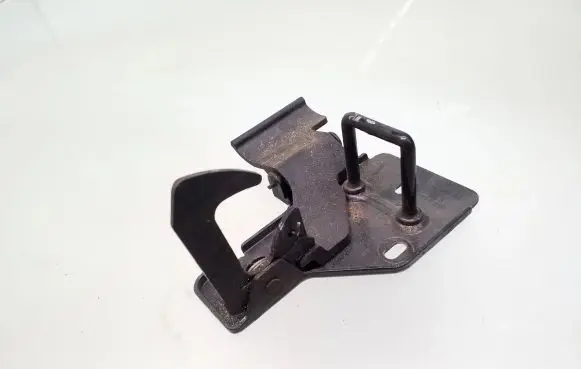 Volkswagen Touareg I Engine bonnet/hood lock/latch loop/hook 6Q0823480B