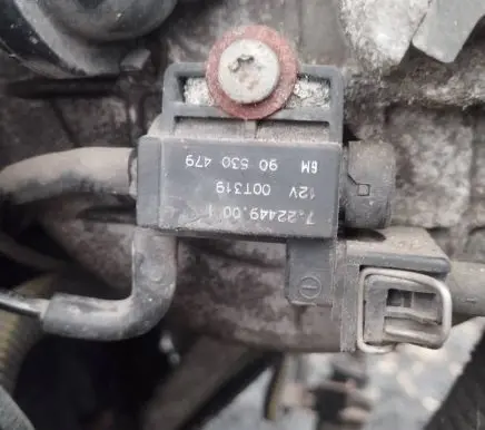 Opel Zafira A Turbo solenoid valve 722449001 90530479