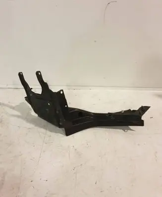 Mercedes-Benz CLS C219 Radiator support slam panel bracket 
