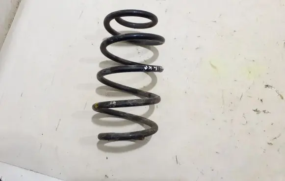 Ford Kuga II Front coil spring 1874849