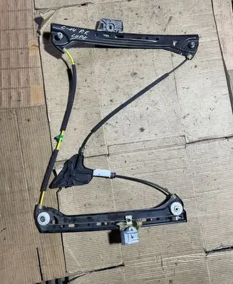 Mercedes-Benz C W205 Front door electric window regulator A2057206520