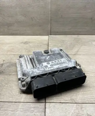 Volkswagen PASSAT B7 Engine control unit/module 03L907309AE EDC17C46