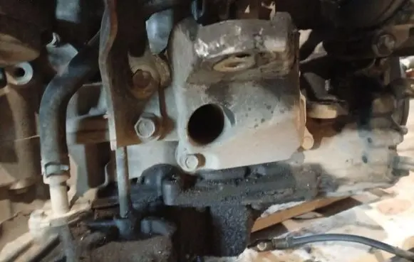Lexus IS 220D-250-350 Engine mounting bracket