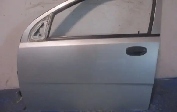 Chevrolet Kalos Front door