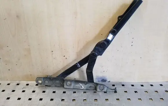 Audi 80 90 S2 B4 Tailgate/trunk/boot hinge 8A5827302