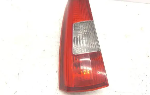 Volvo V70 Rear/tail lights 9154493