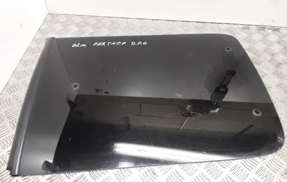 Peugeot Partner Rear side window 43R000016