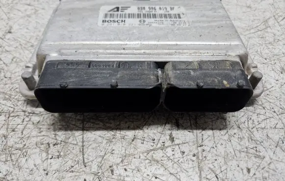 Ford Galaxy Engine control unit/module 038906019BF 0281010221
