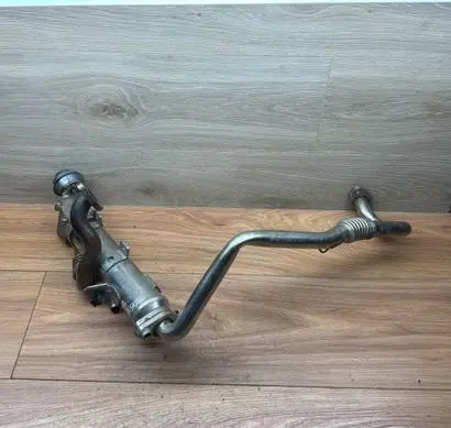 Audi A4 S4 B8 8K EGR valve cooler 03L131512AH 0100